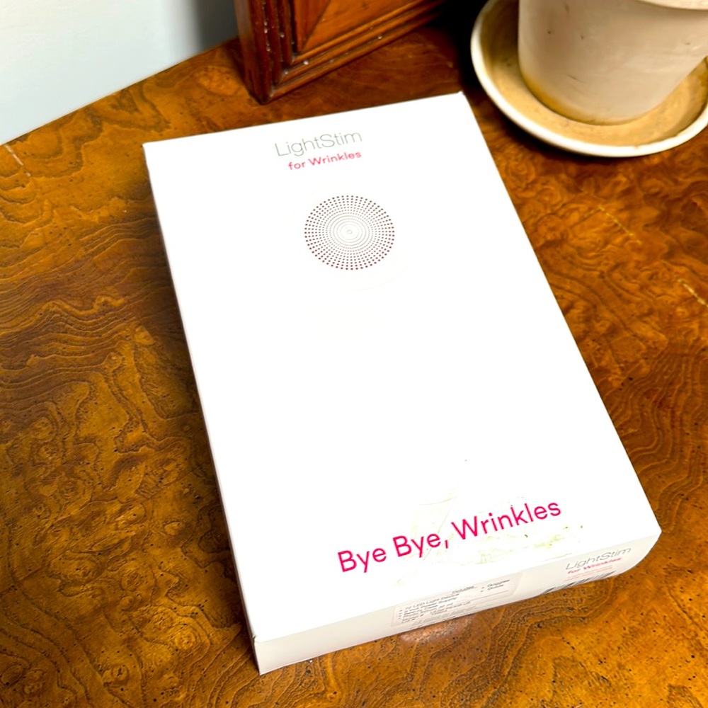 LightStim - Wrinkle Preventing Face Light